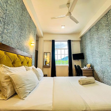 Crown Regency- Badulla Hotel Екстериор снимка