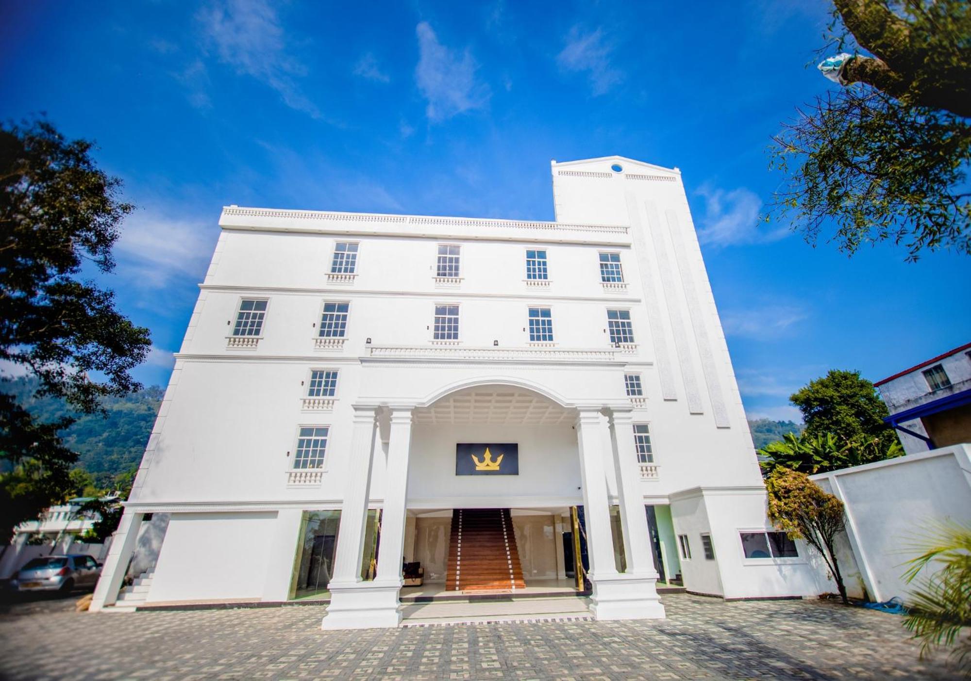 Crown Regency- Badulla Hotel Екстериор снимка
