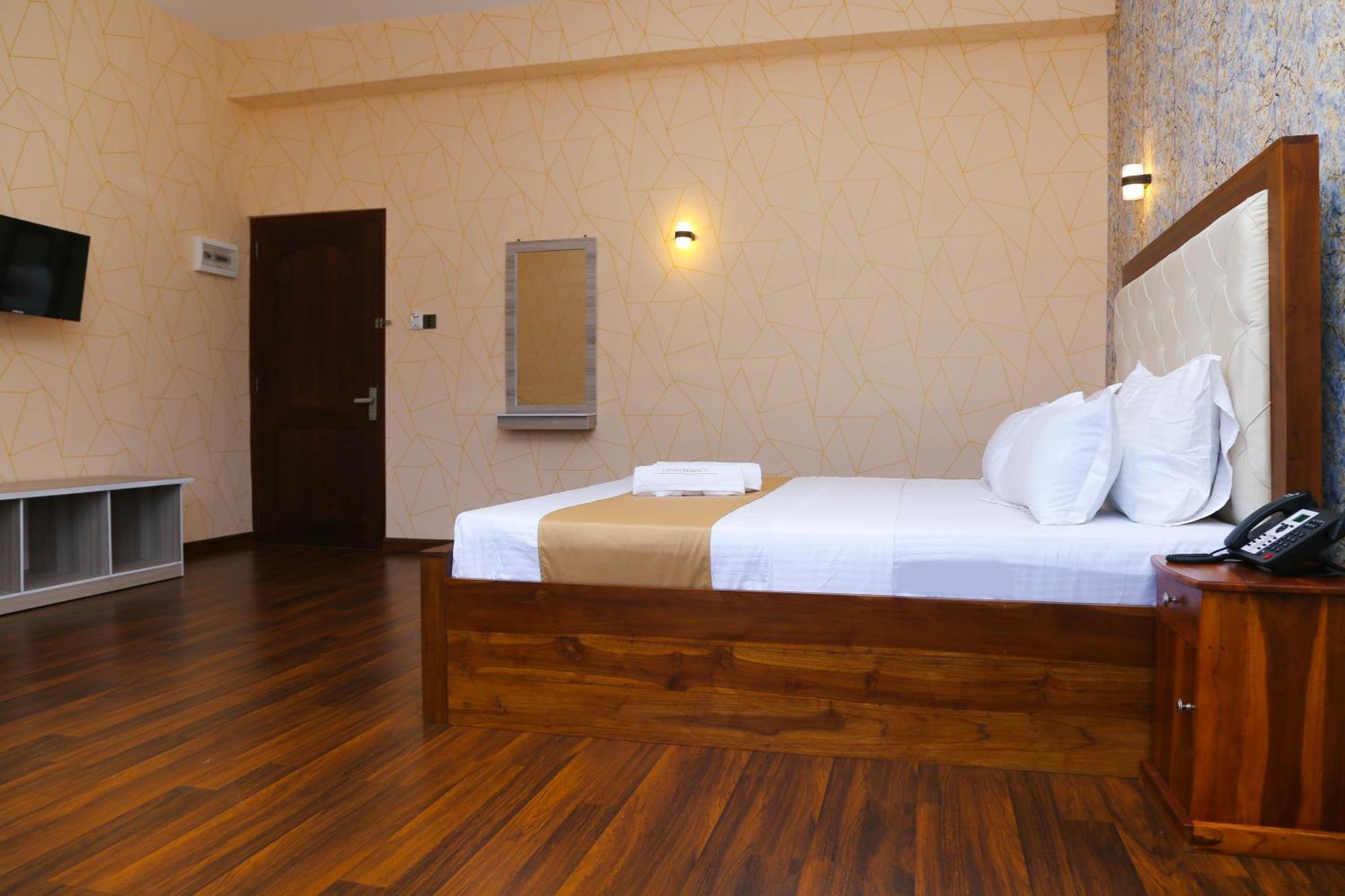 Crown Regency- Badulla Hotel Екстериор снимка