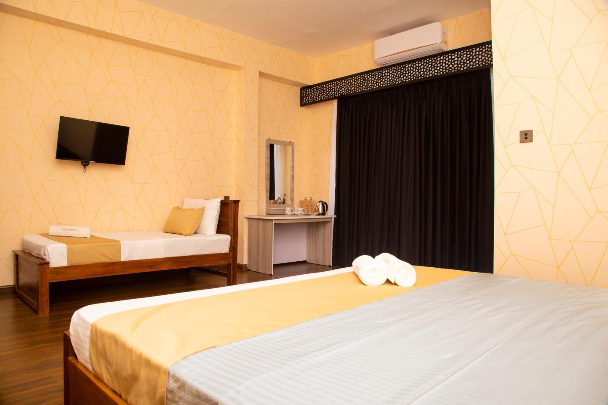 Crown Regency- Badulla Hotel Екстериор снимка