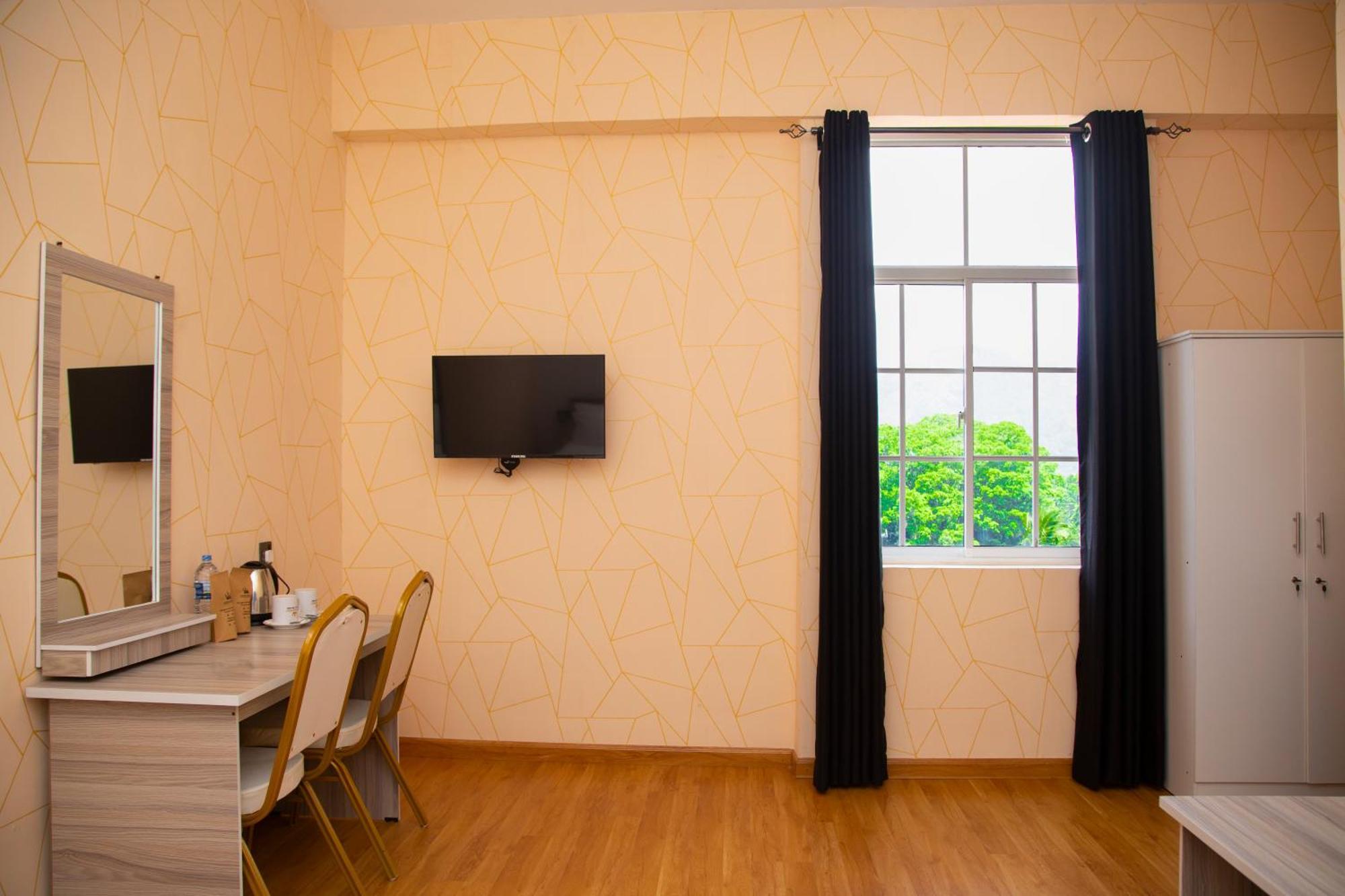 Crown Regency- Badulla Hotel Екстериор снимка
