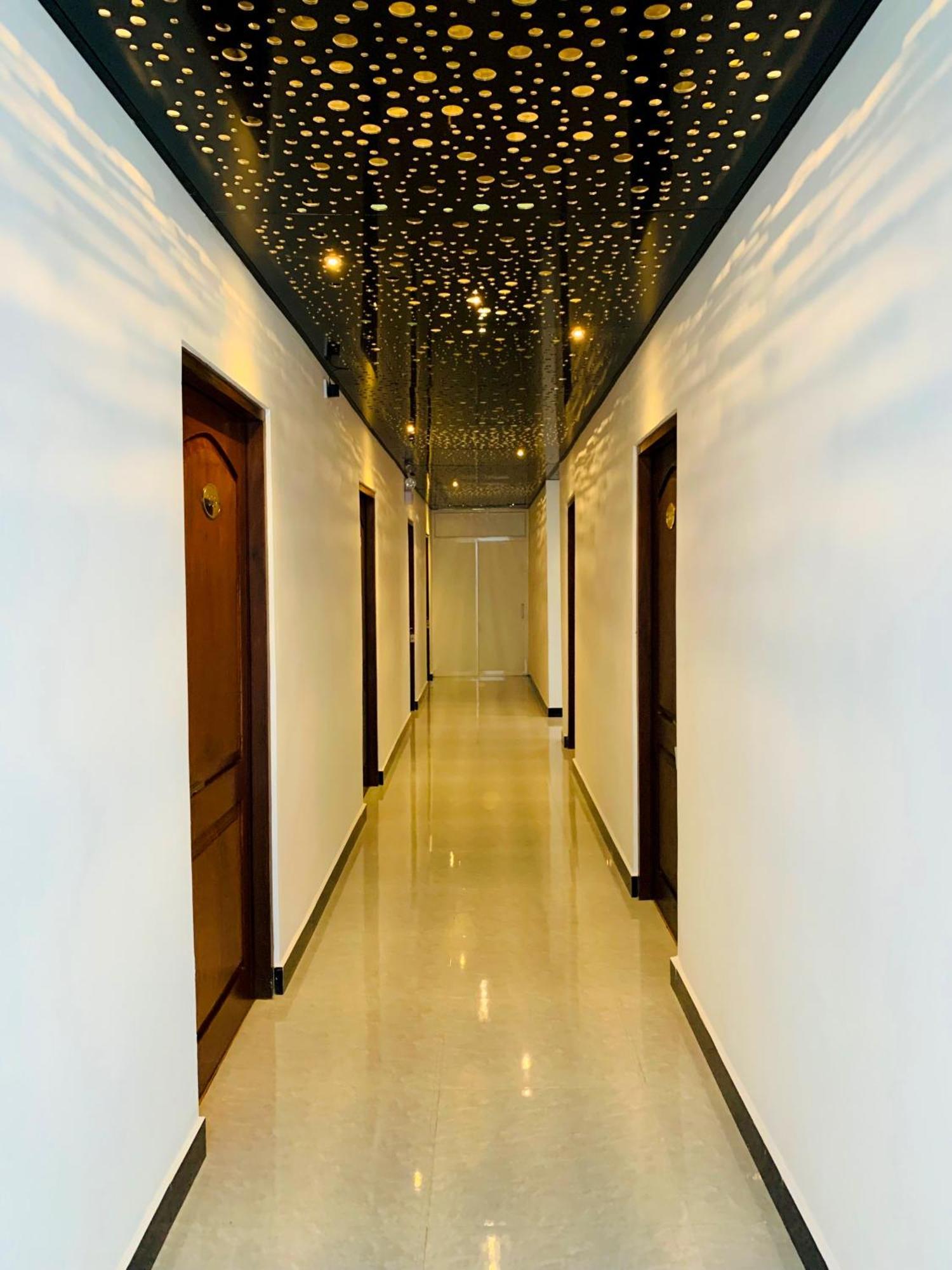 Crown Regency- Badulla Hotel Екстериор снимка